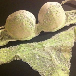 NWT VS lime green 32DD,34D BRA SET crystallized